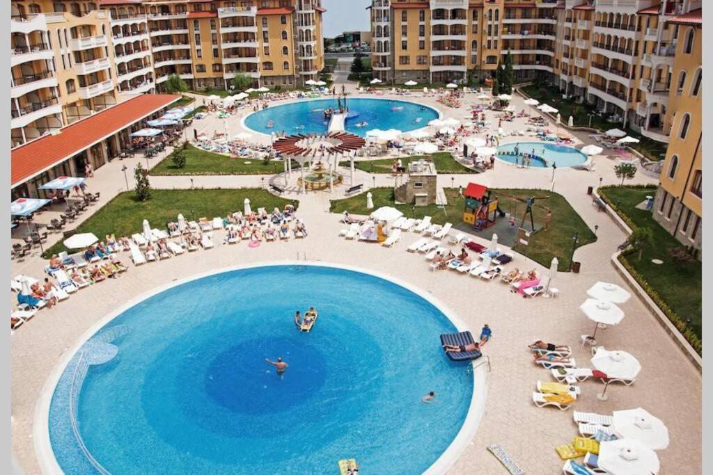 Apartamento Royal Sun, 6 People, 600 M From The Sea Sunny Beach Exterior foto