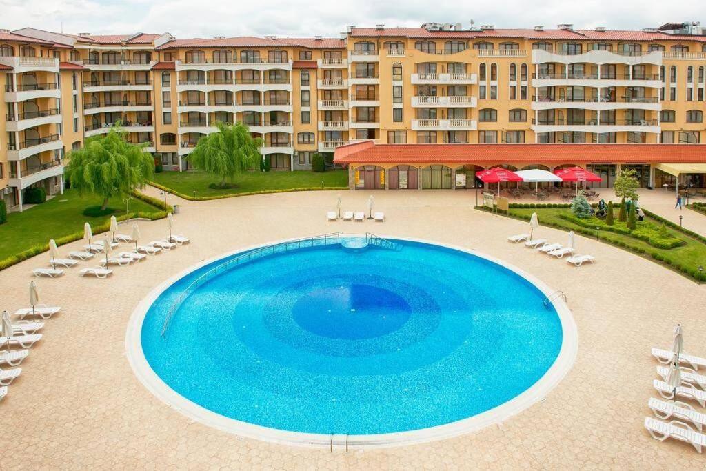Apartamento Royal Sun, 6 People, 600 M From The Sea Sunny Beach Exterior foto