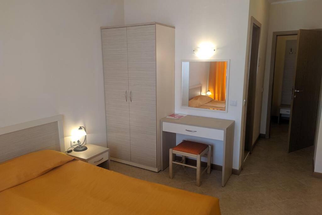 Apartamento Royal Sun, 6 People, 600 M From The Sea Sunny Beach Exterior foto